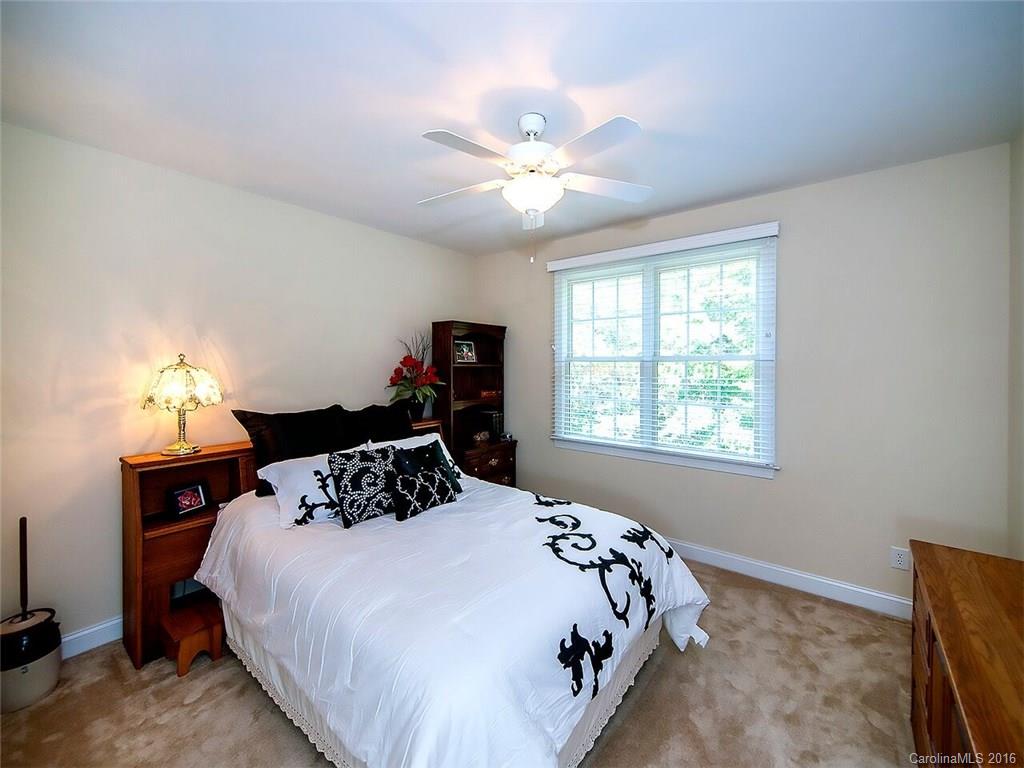 Lake Shore - Residential