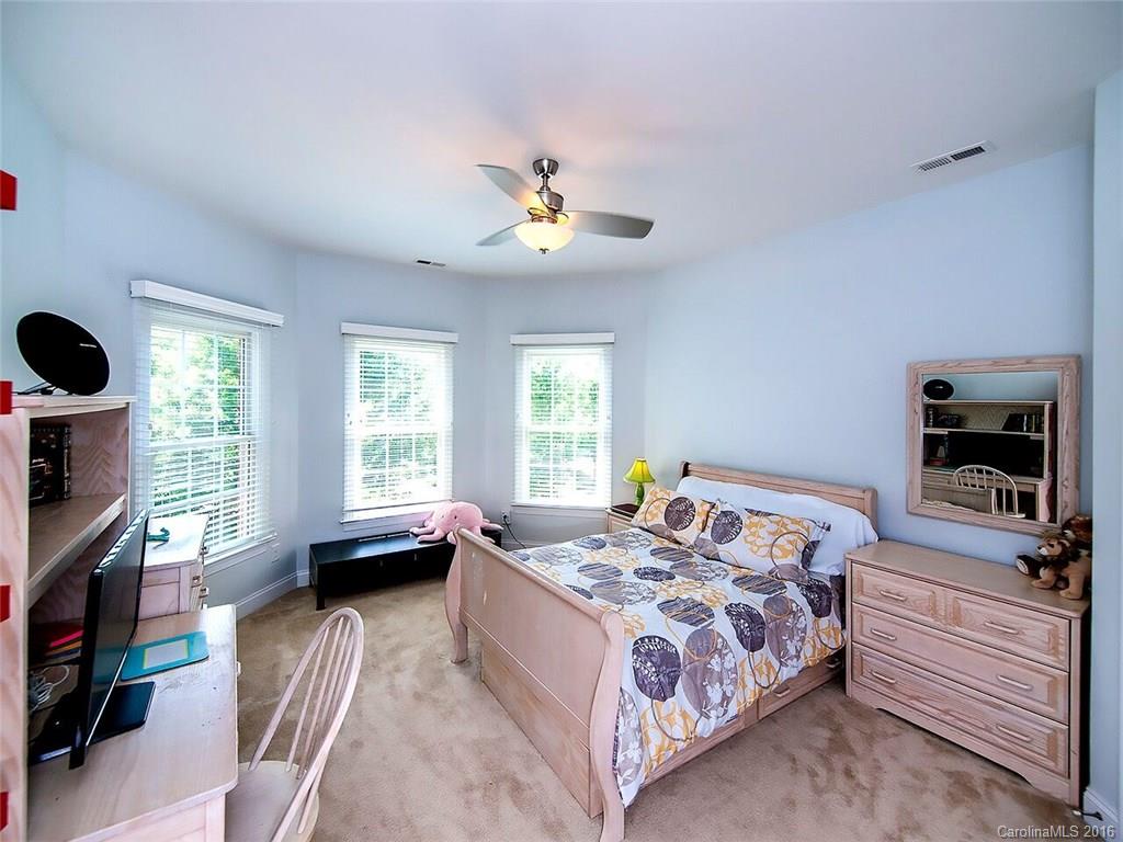 Lake Shore - Residential