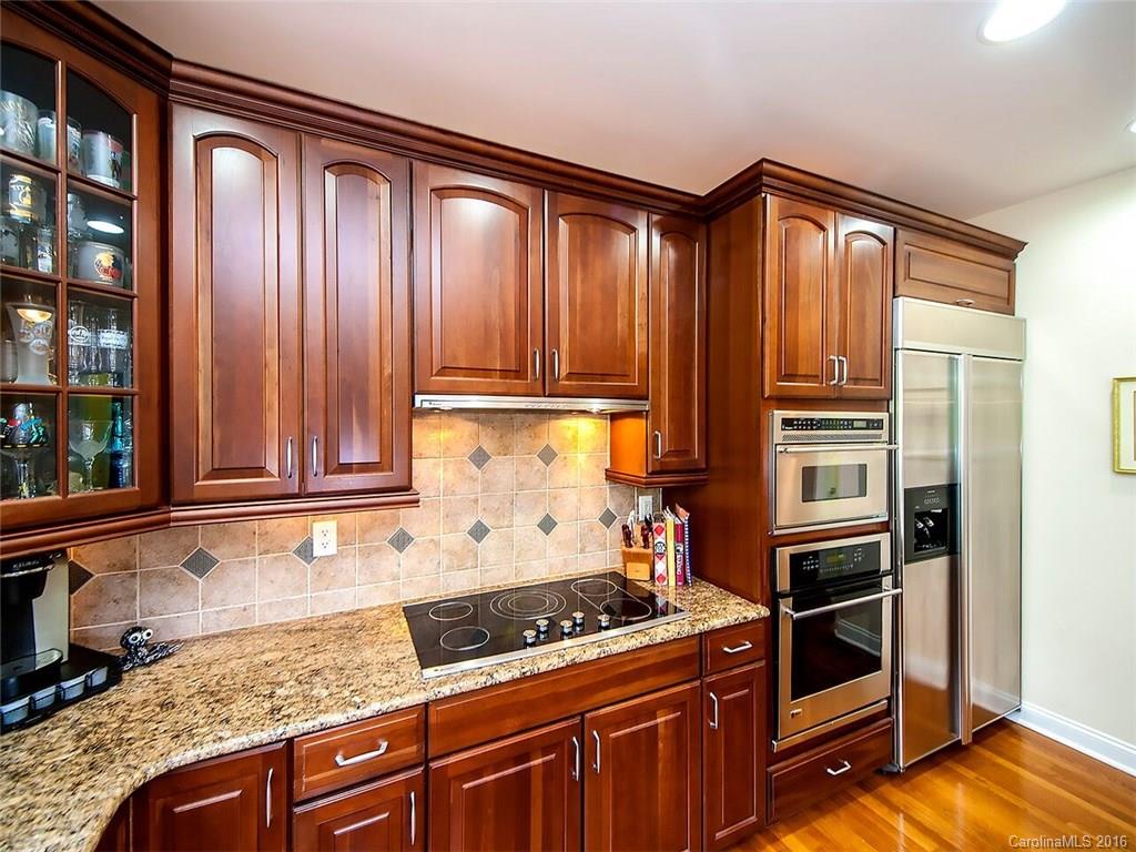 Lake Shore - Residential