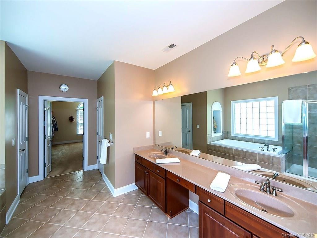 Lake Shore - Residential