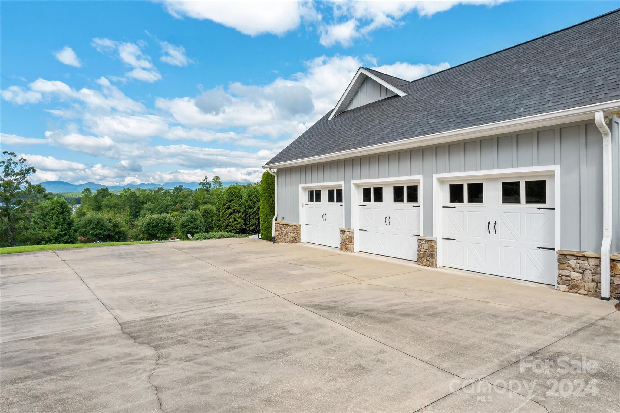 Sunset Point - Residential