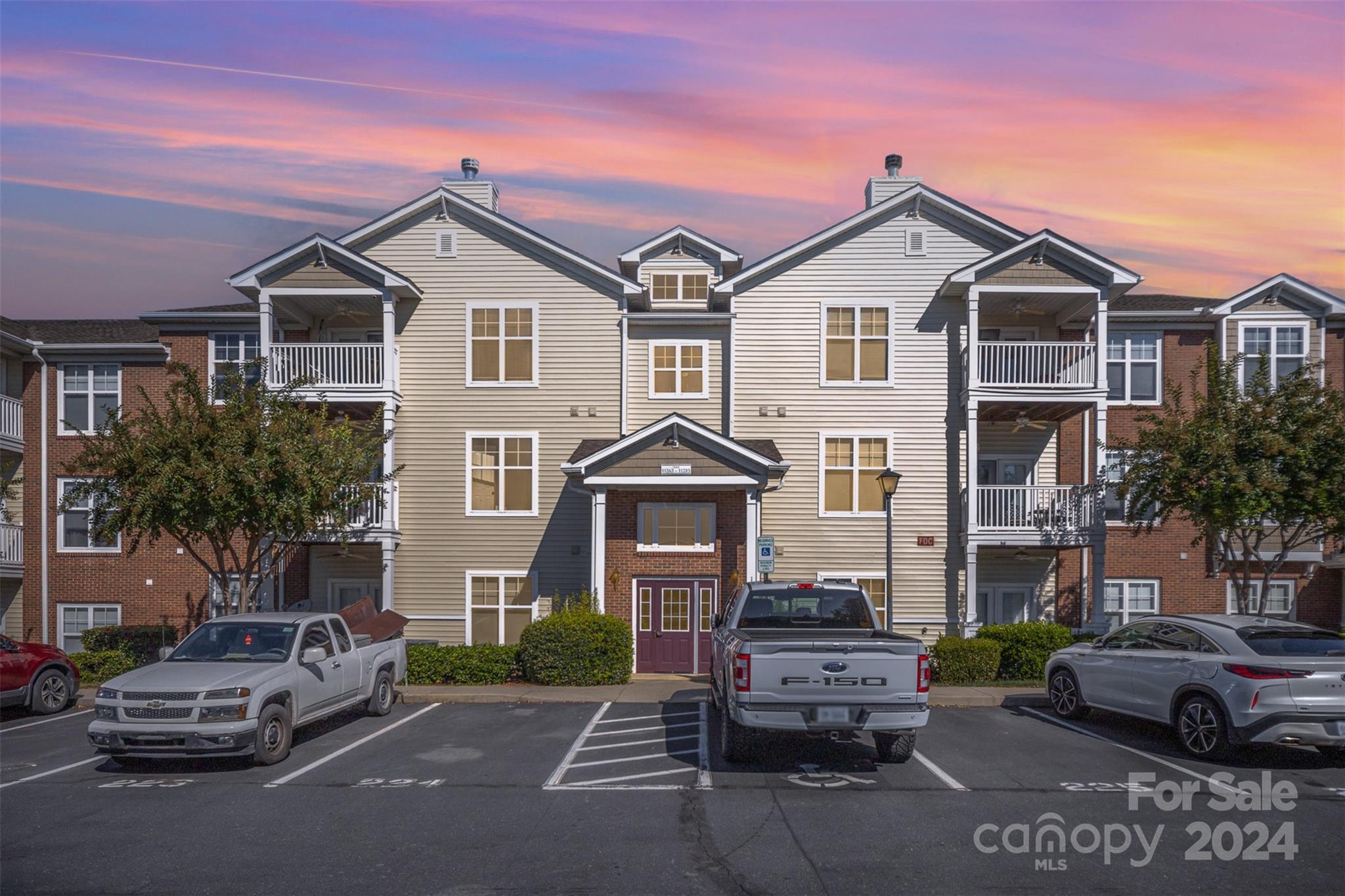 Hyde Park - Residential