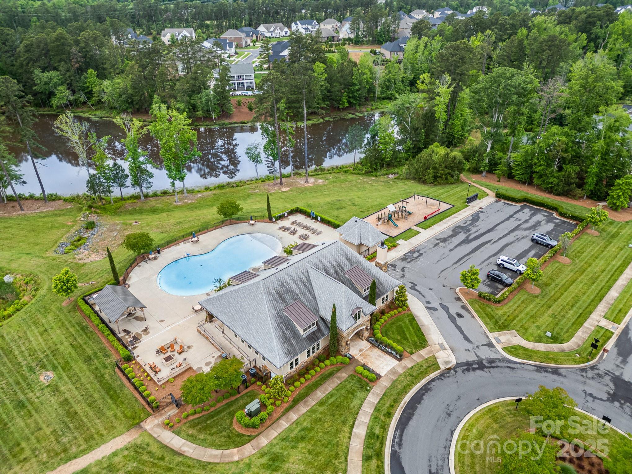 The Falls at Weddington - Residential