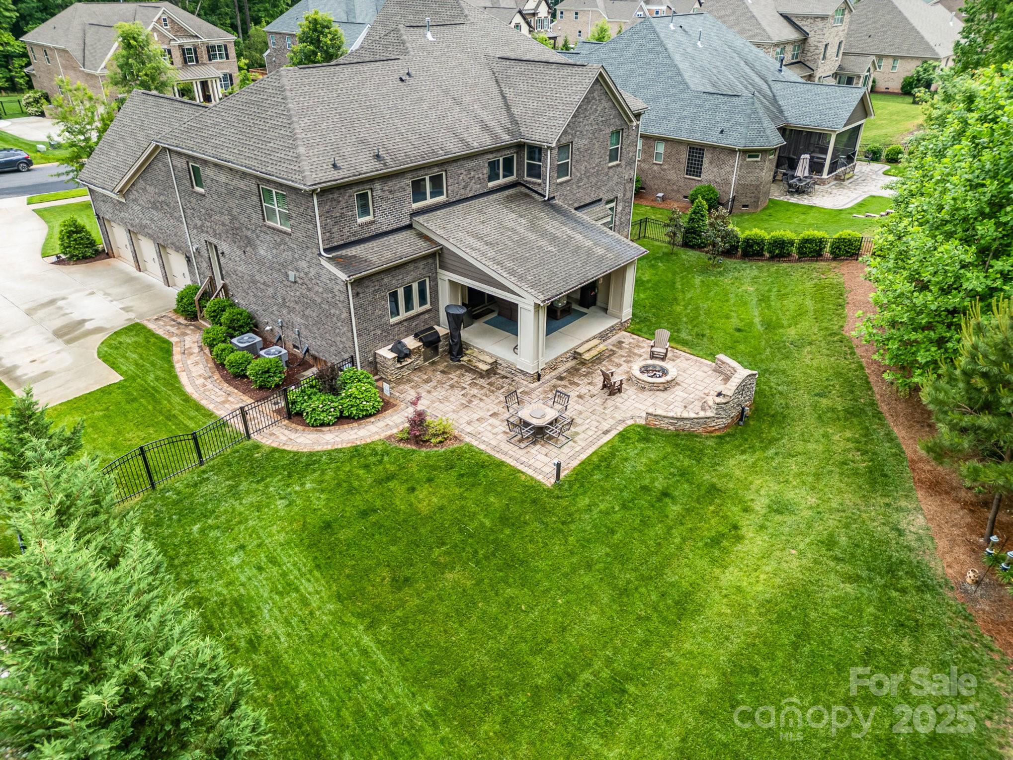 The Falls at Weddington - Residential