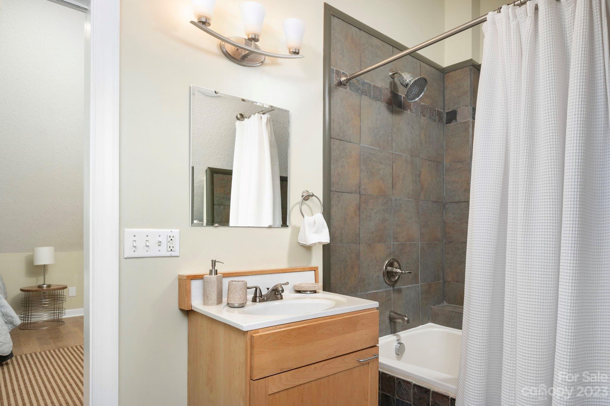 Petersburg Crossing - Residential