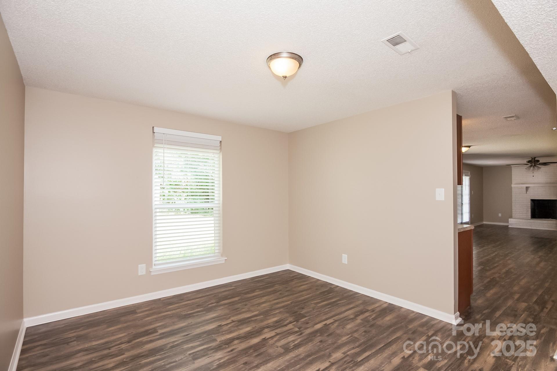 Hunters Creek - Residential Lease