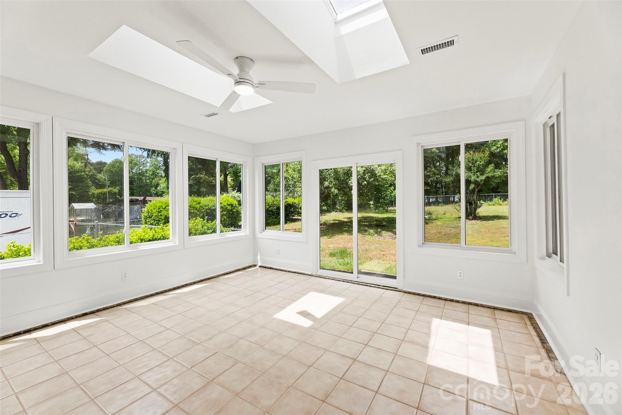Friendfield - Residential