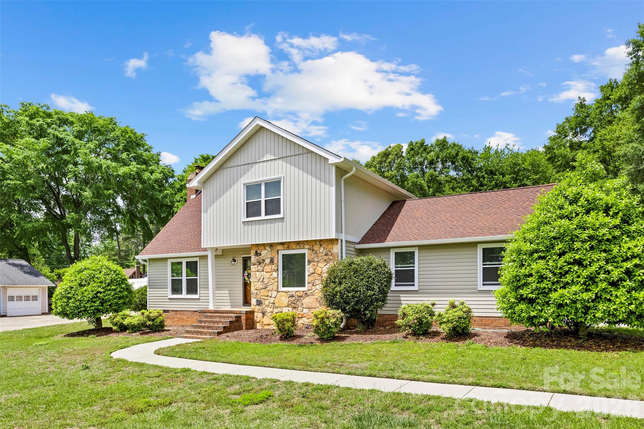 Friendfield - Residential