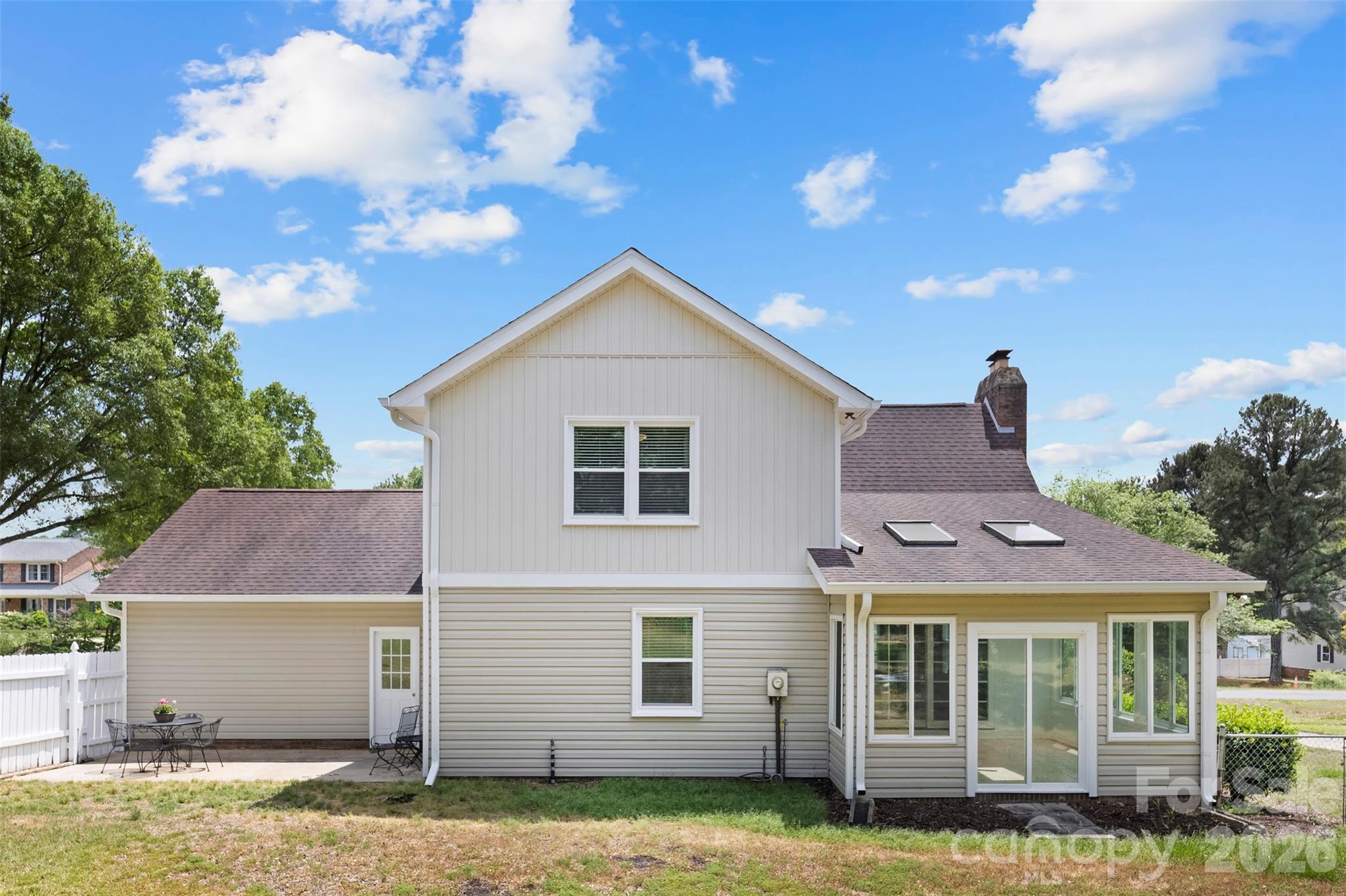 Friendfield - Residential