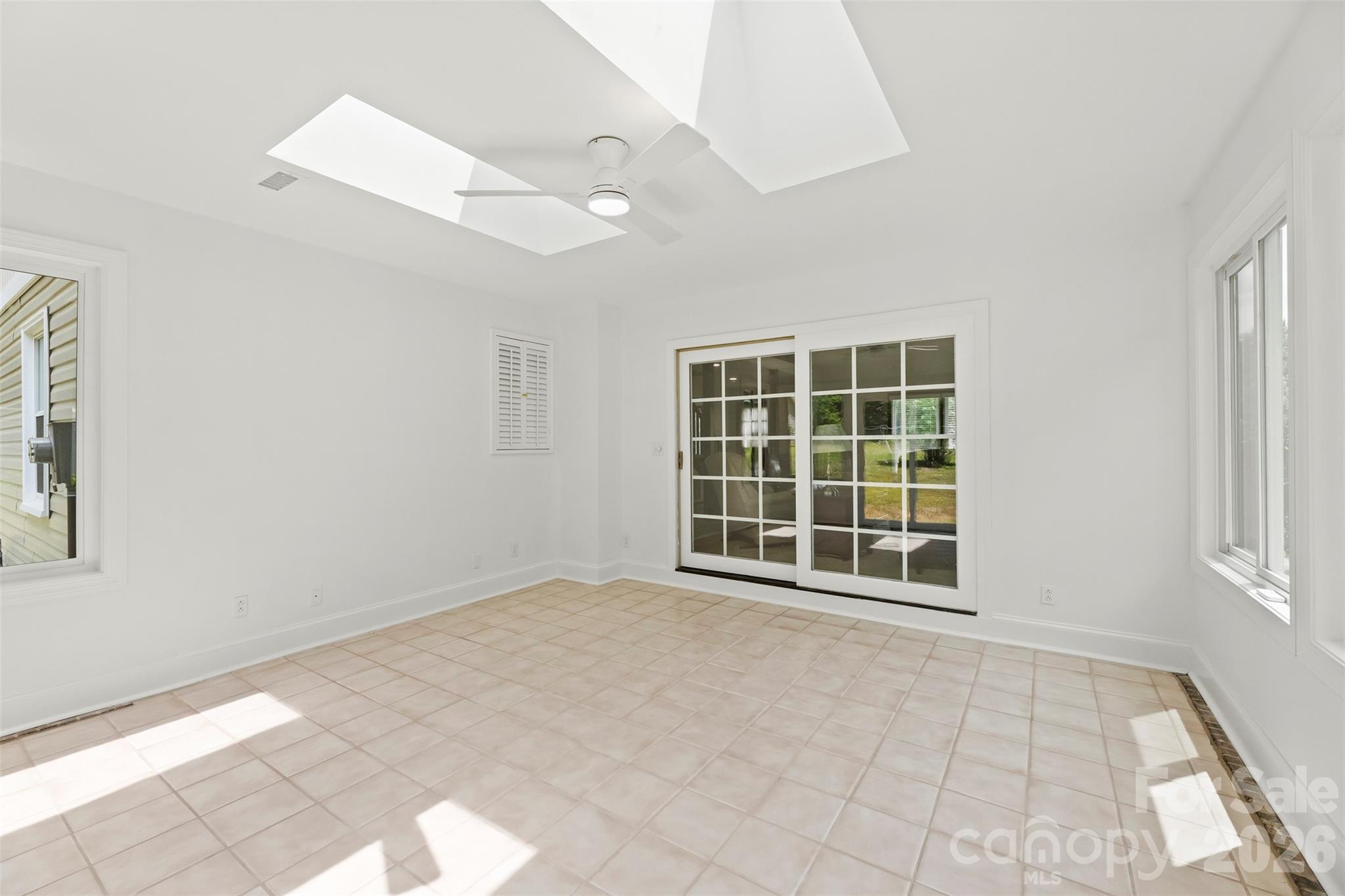 Friendfield - Residential