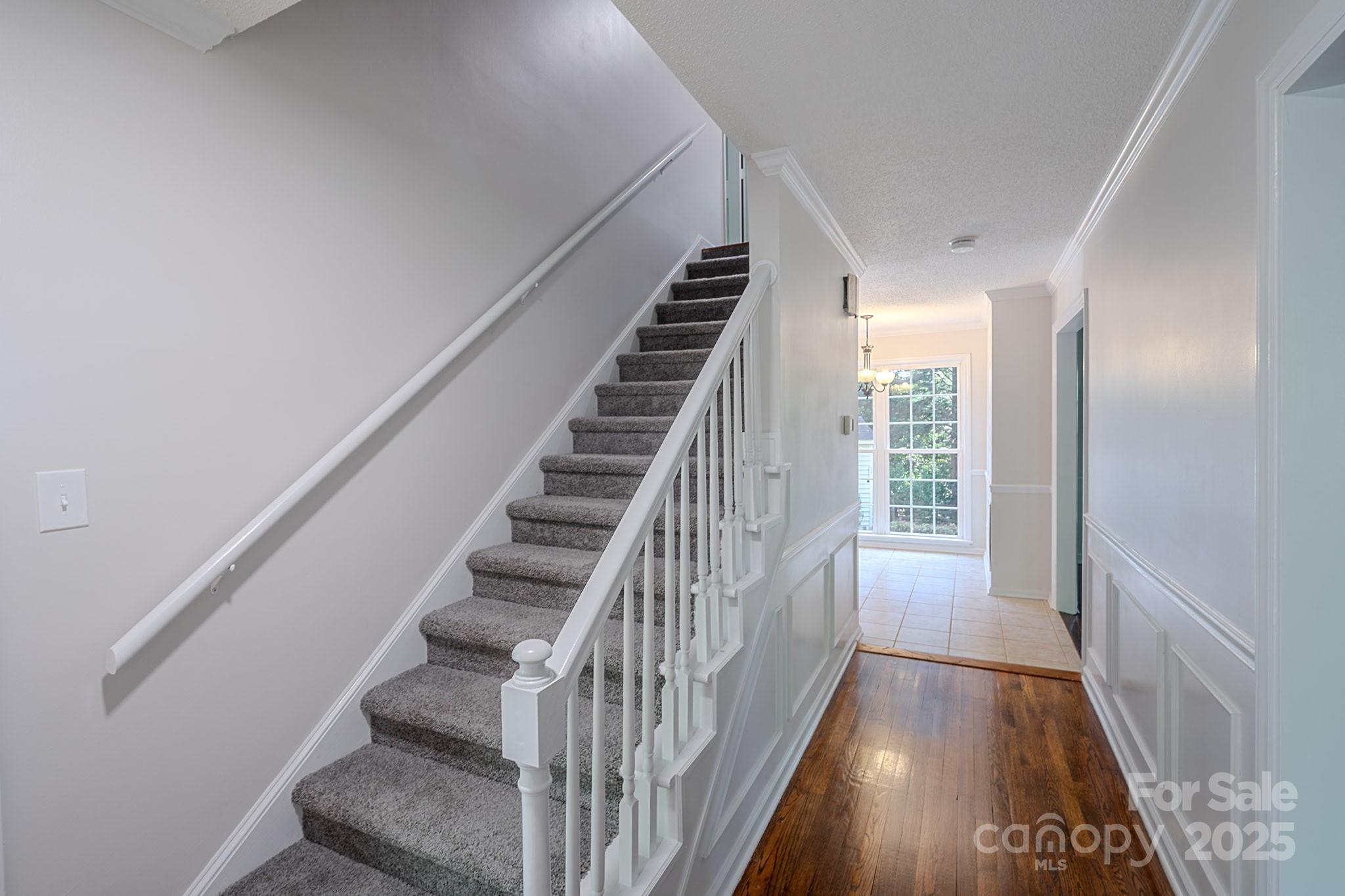 4501 Bainview Drive