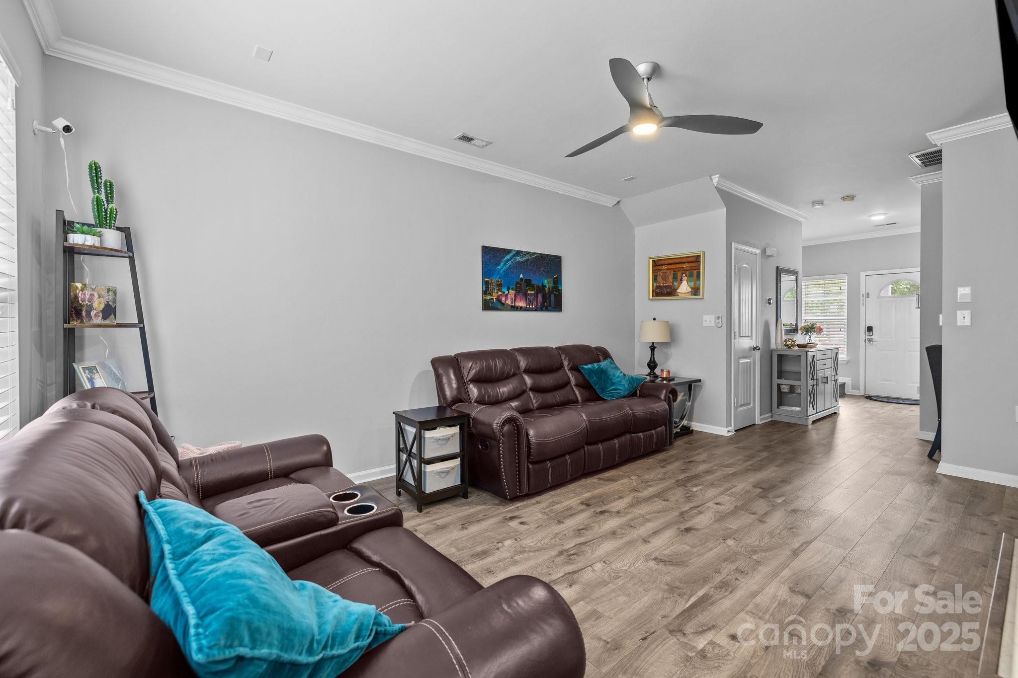 Coventry Court Townhomes - Residential