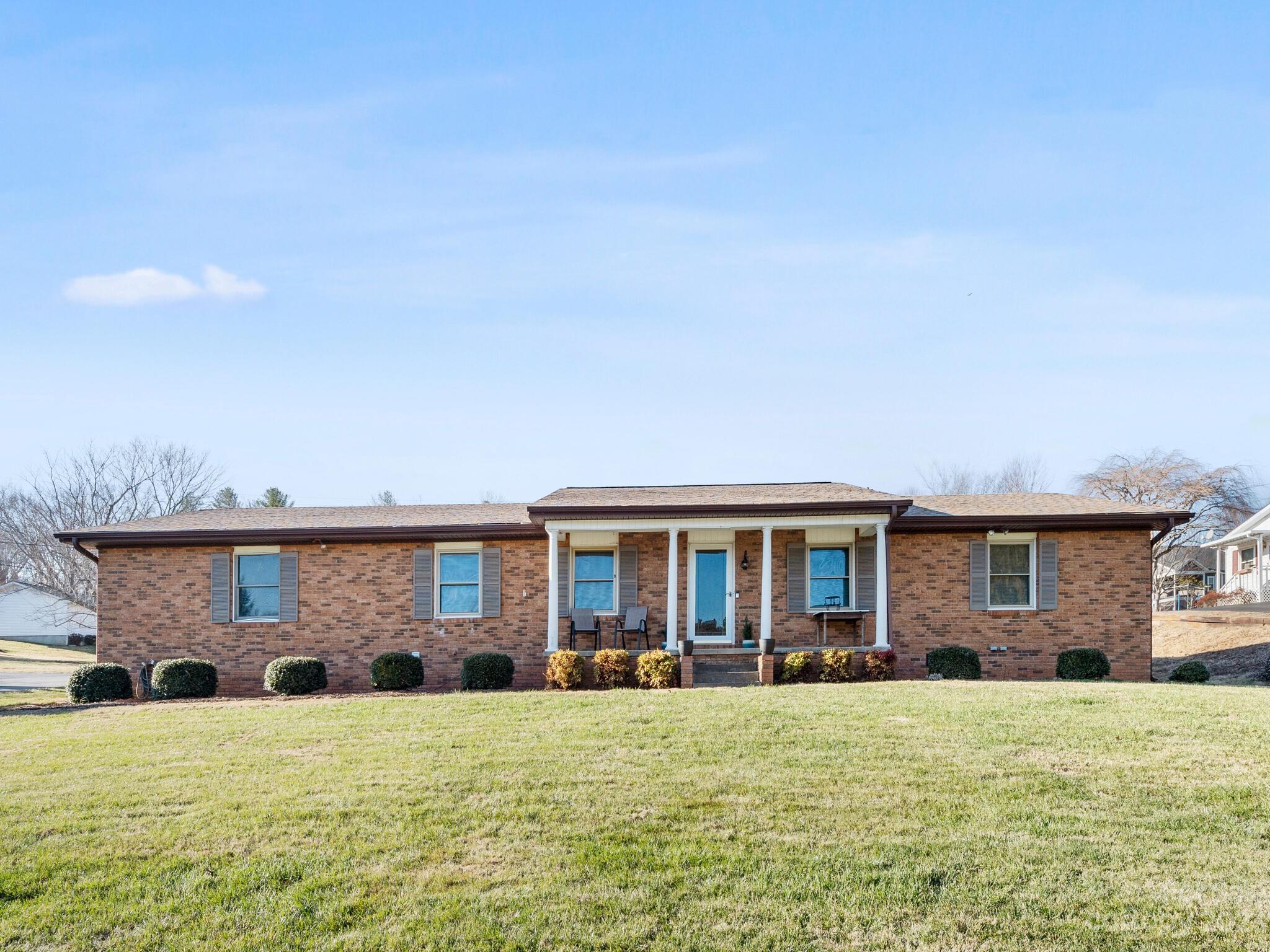 Twin Lakes - Residential