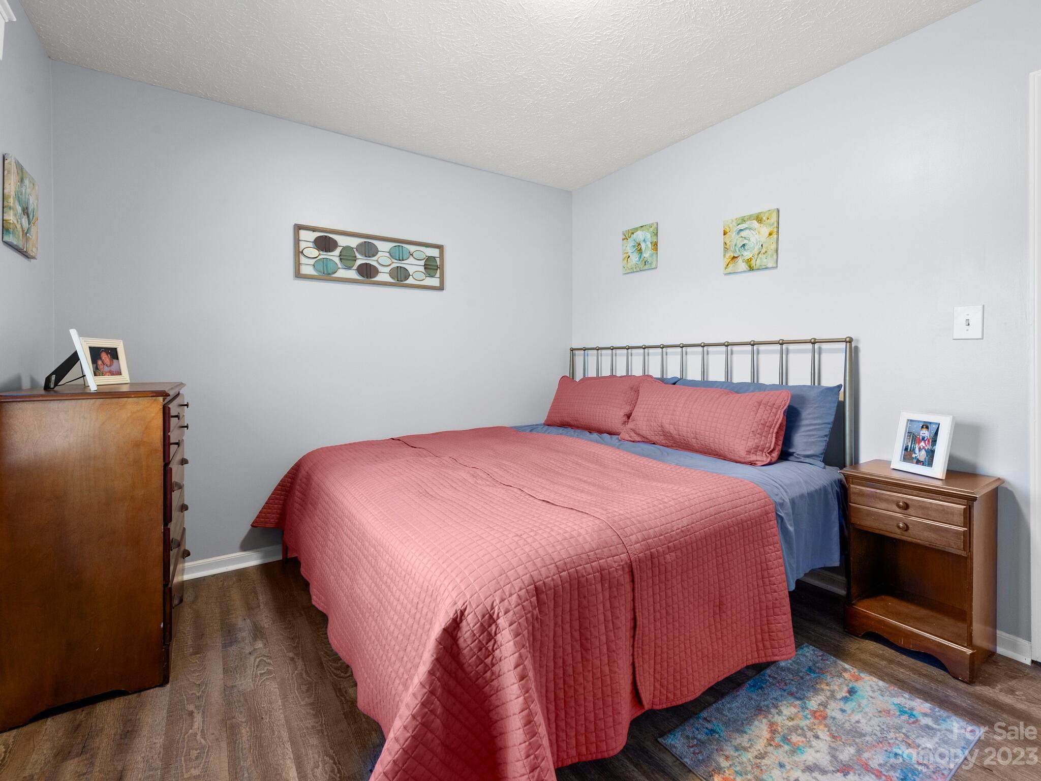 Twin Lakes - Residential