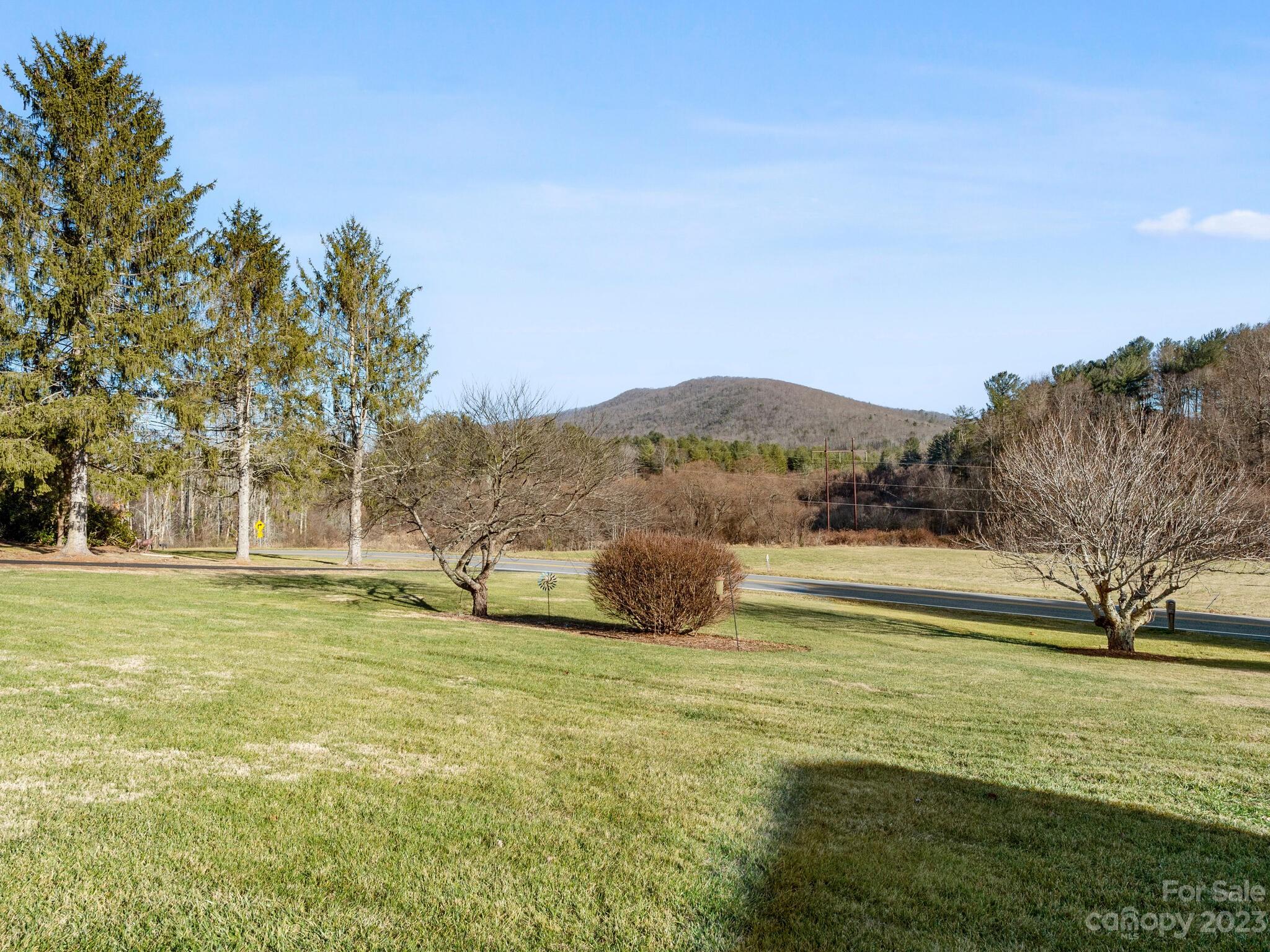 Twin Lakes - Residential