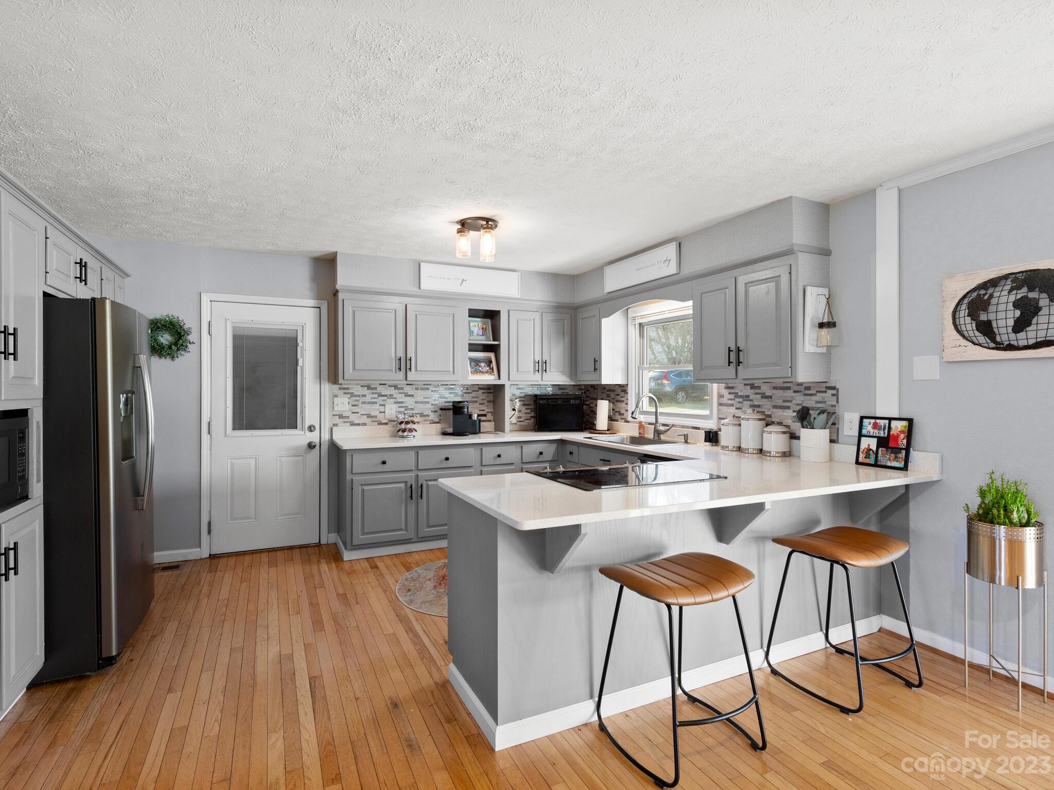 Twin Lakes - Residential