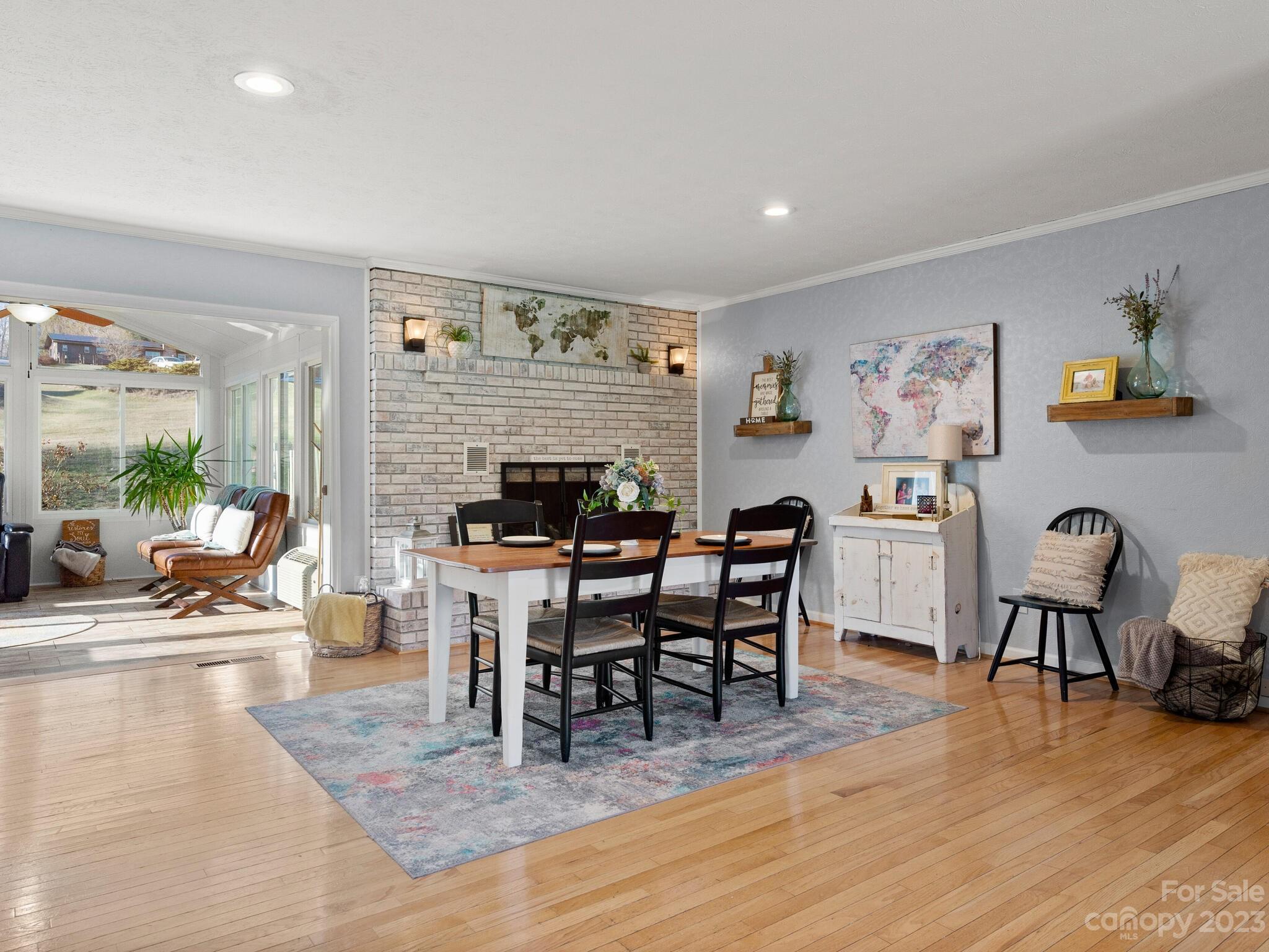 Twin Lakes - Residential