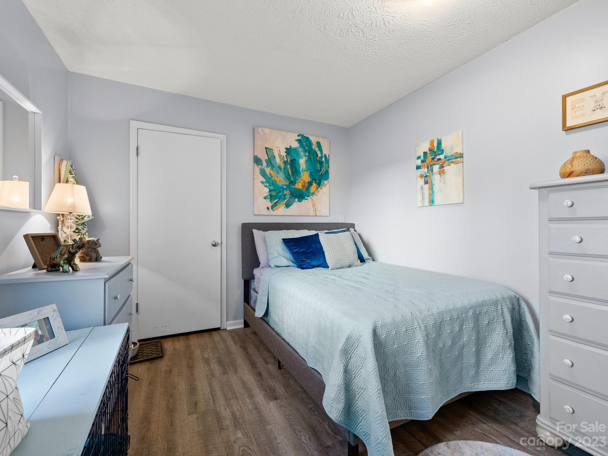 Twin Lakes - Residential