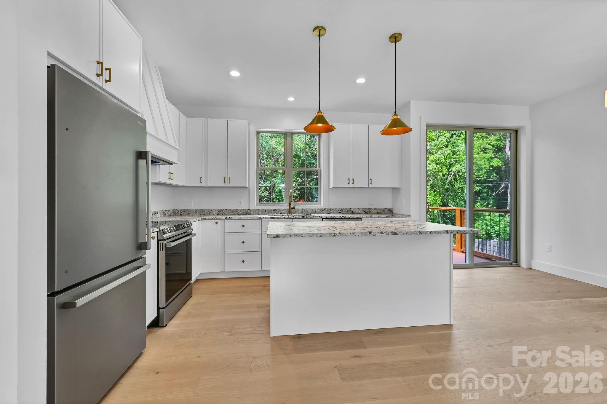 225 Edgewood Road S
