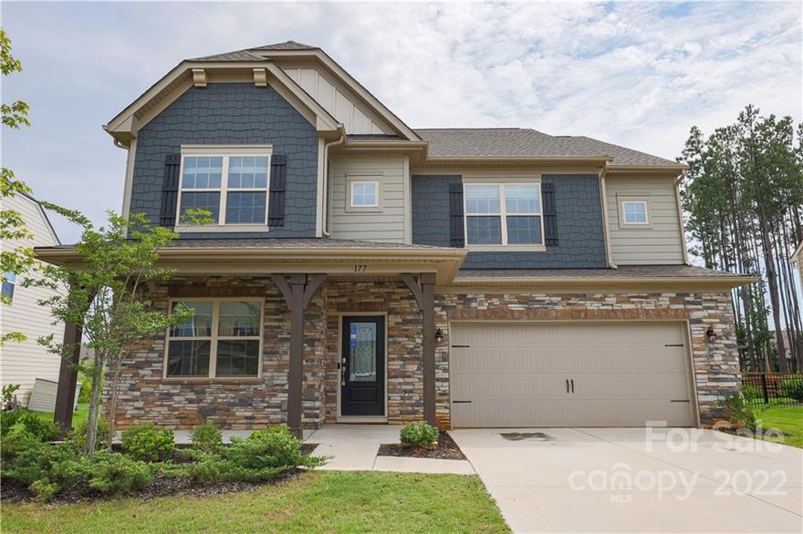 Welcome to this gorgeous neighborhood! Terrific 5 bedroom and 4.5 bath home with a 2 car garage. You’ll enjoy preparing meals in the gorgeous kitchen with sleek counters, tiled backsplash, stainless appliances, and beautiful spacious cabinetry. Flow into the living room featuring a cozy fireplace, perfect for entertaining. The main bedroom boasts a private ensuite with a separate tub and shower and dual sinks. Other bedrooms offer plush carpet and plenty of natural light. Entertain on the back patio, perfect for barbecues. Don't miss this incredible opportunity.