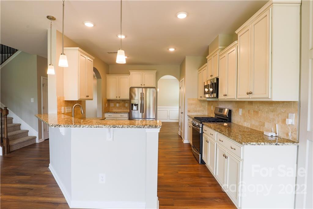 Falls Cove at Lake Norman - Residential