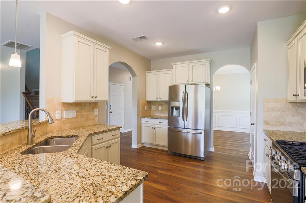 Falls Cove at Lake Norman - Residential