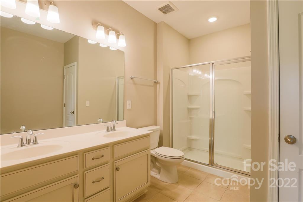 Falls Cove at Lake Norman - Residential