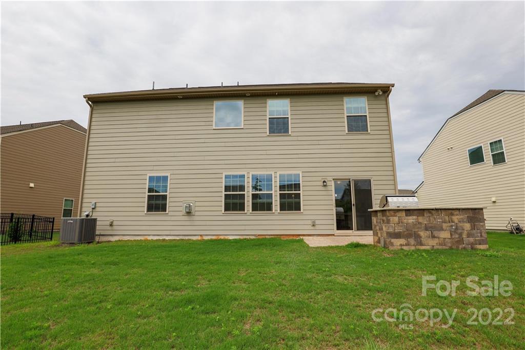 Falls Cove at Lake Norman - Residential