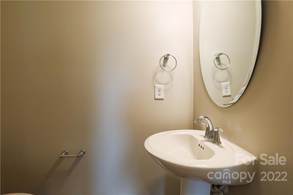 Falls Cove at Lake Norman - Residential