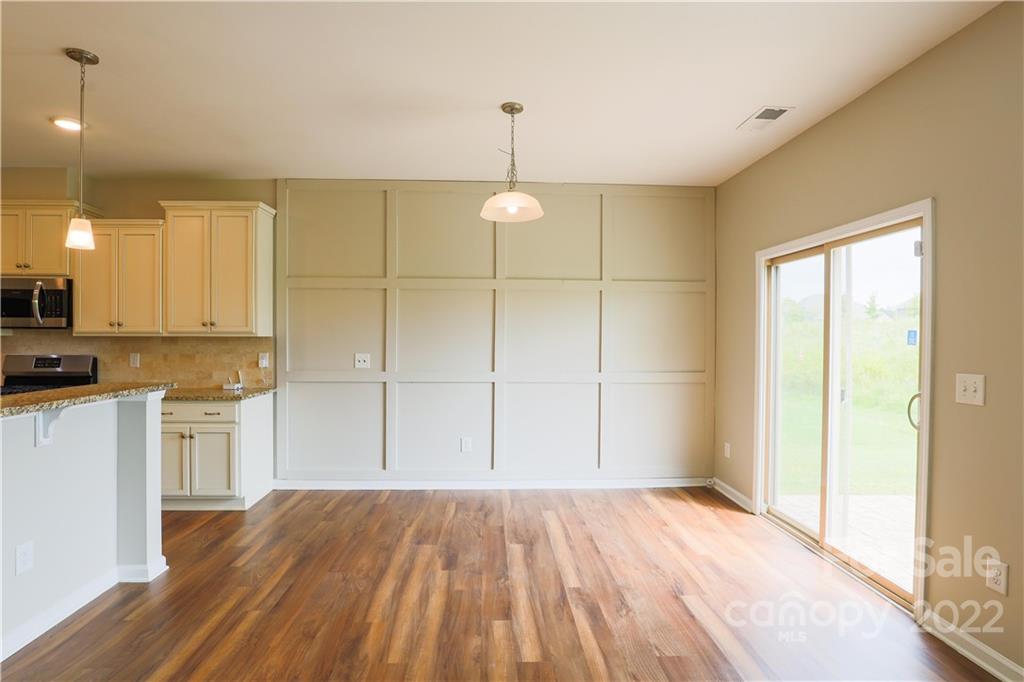 Falls Cove at Lake Norman - Residential