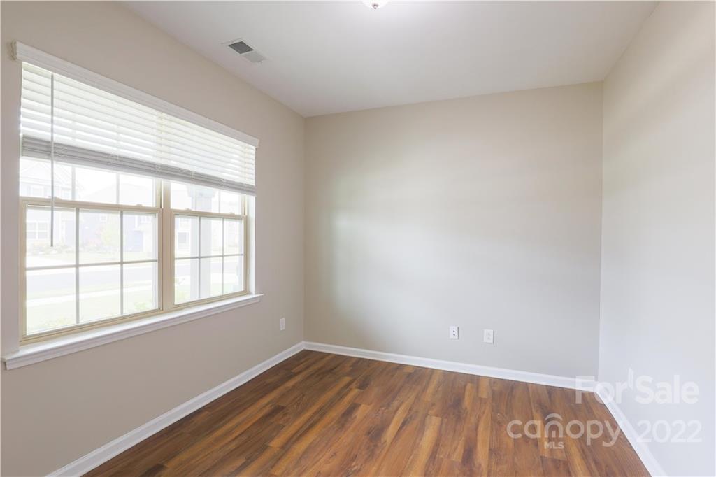 Falls Cove at Lake Norman - Residential