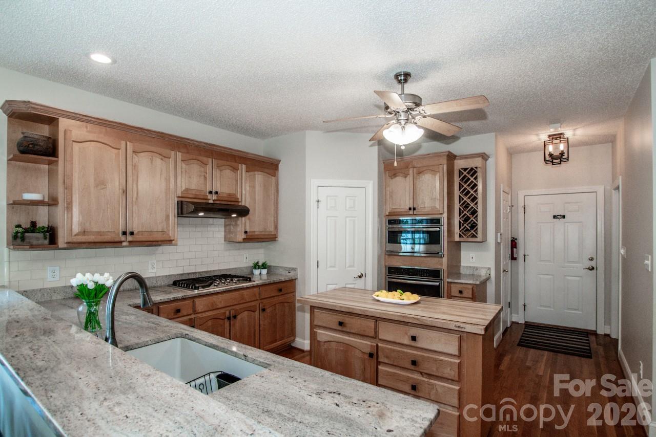 Pinnacle Shores - Residential