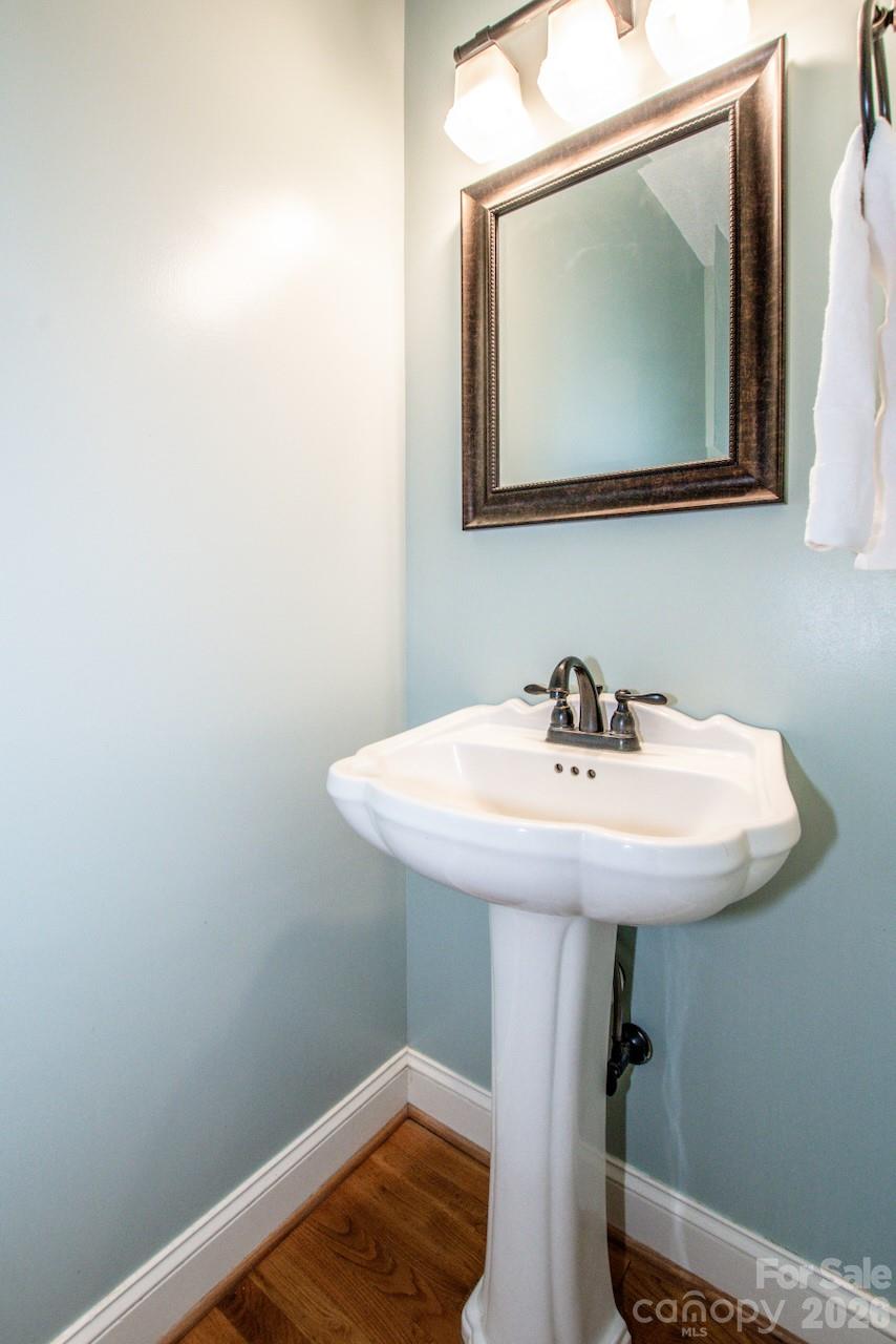 Pinnacle Shores - Residential