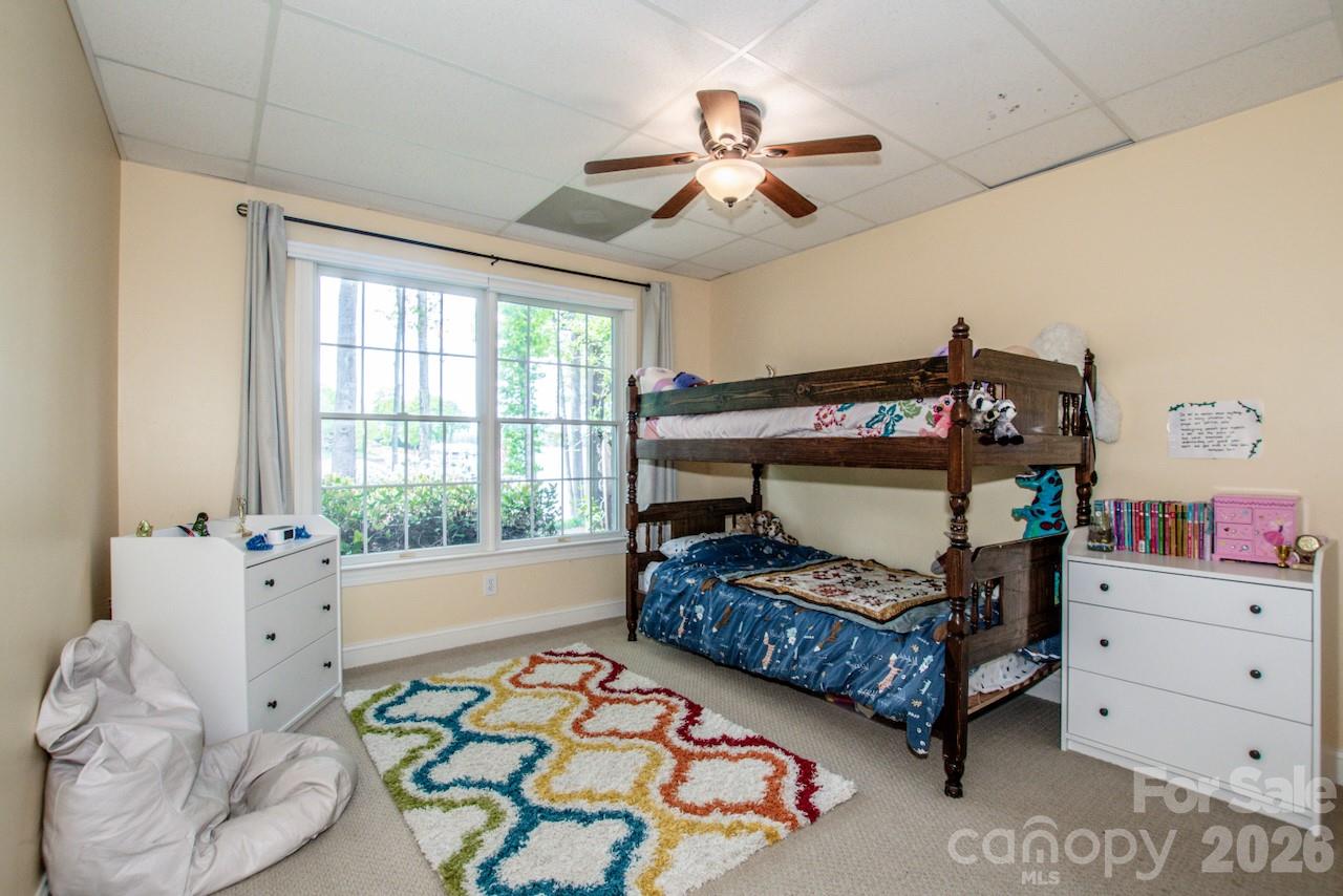 Pinnacle Shores - Residential