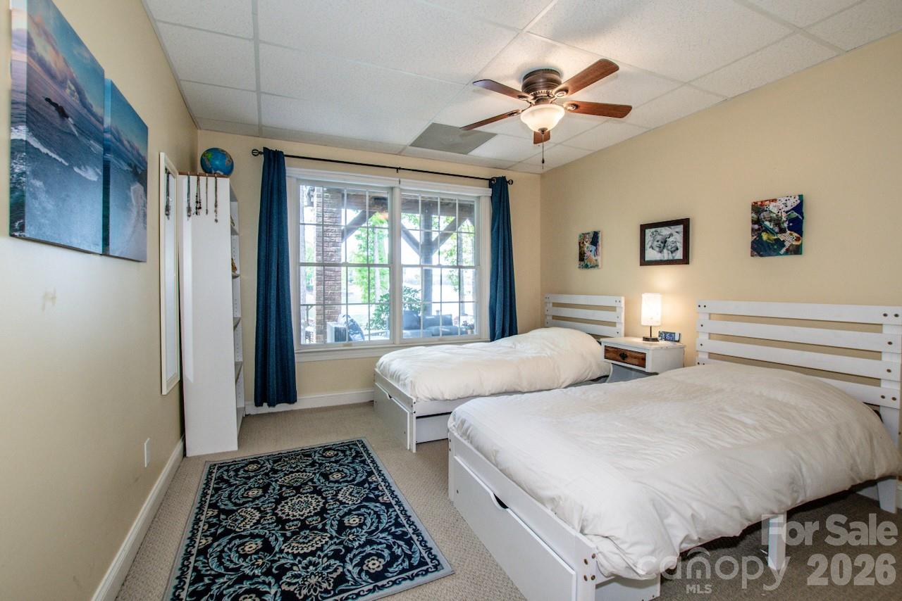 Pinnacle Shores - Residential