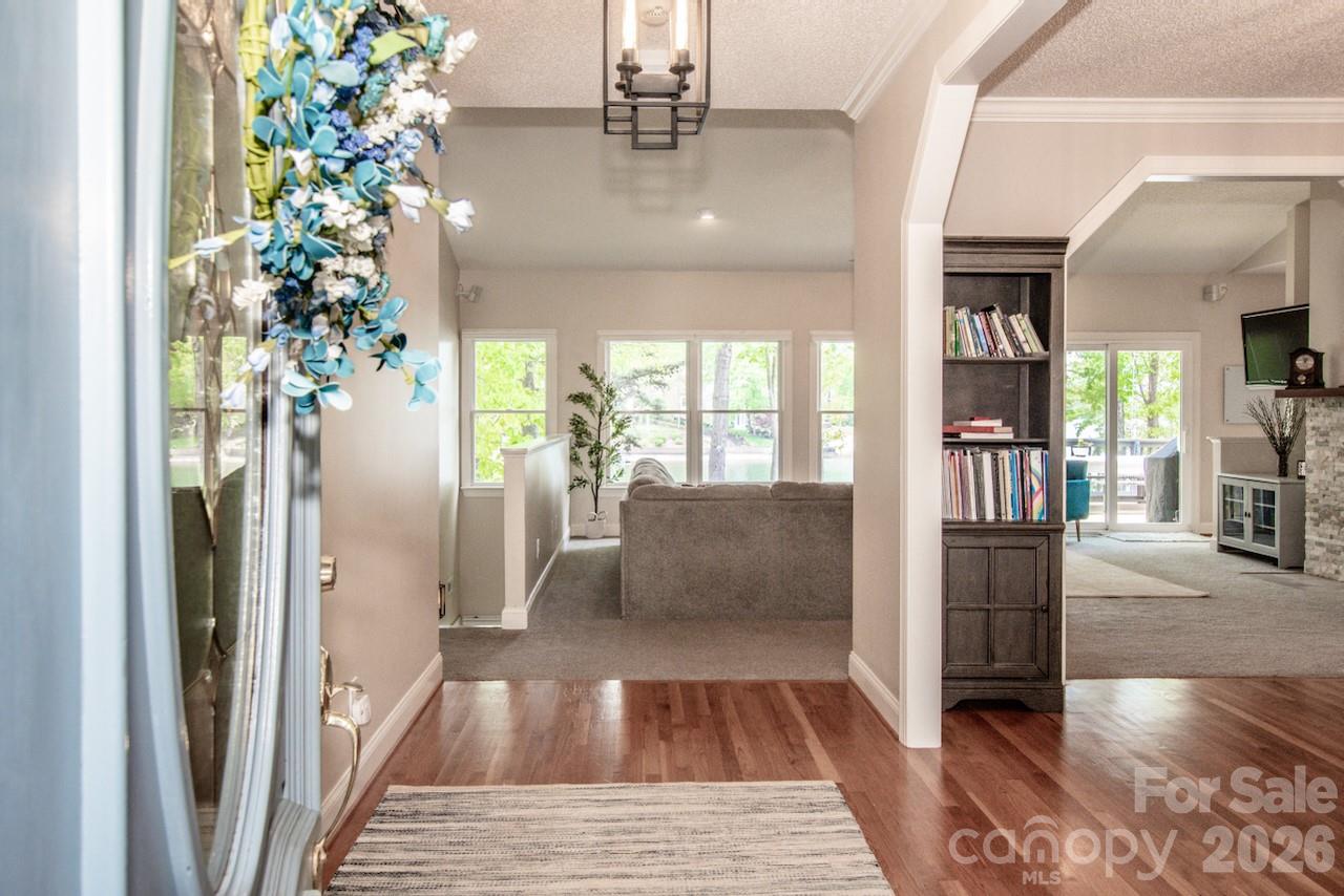 239 Pinnacle Shores Drive