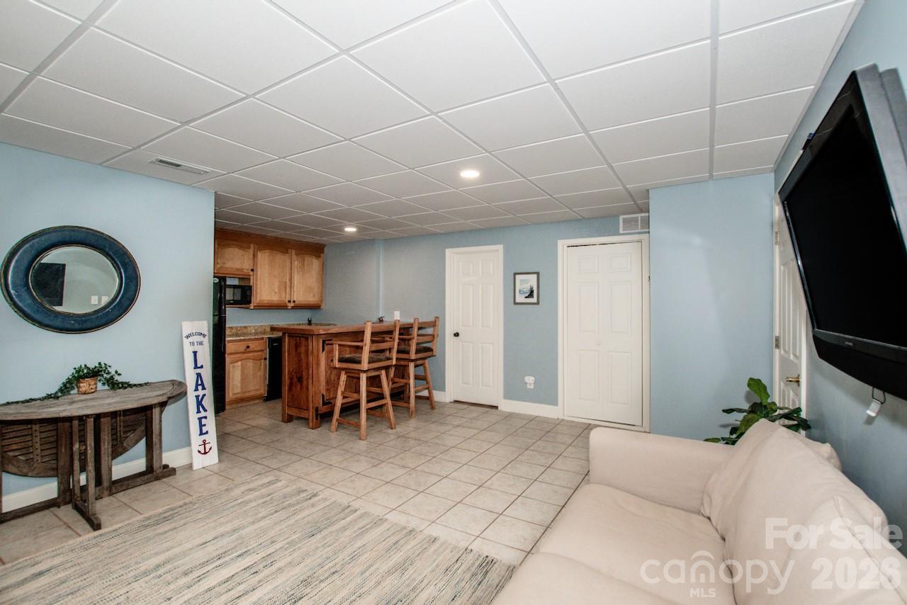 Pinnacle Shores - Residential