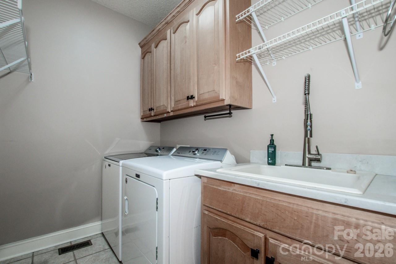 Pinnacle Shores - Residential