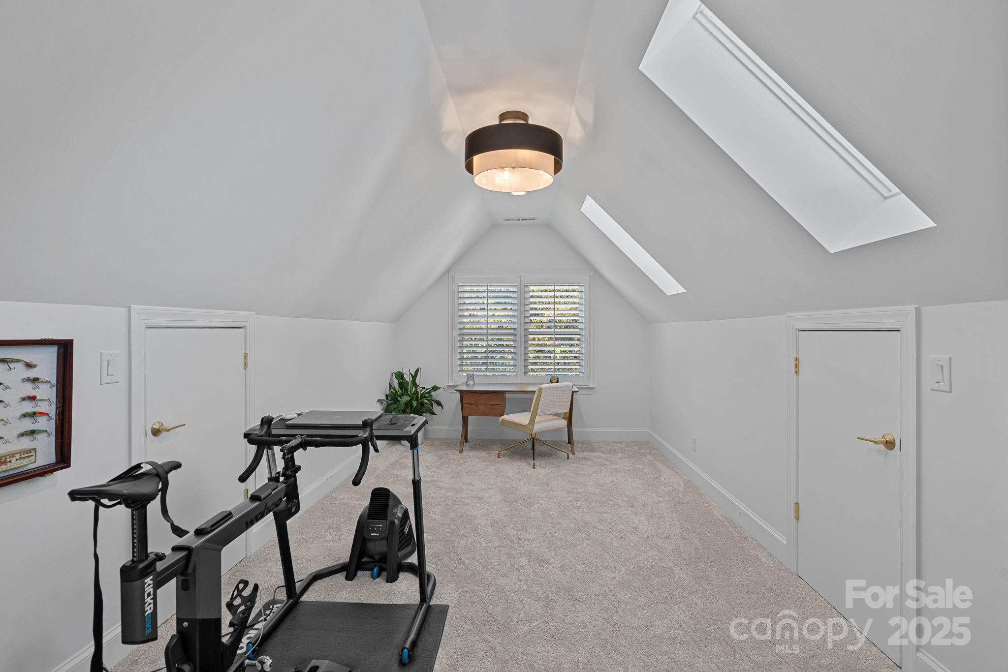 The Peninsula - Residential