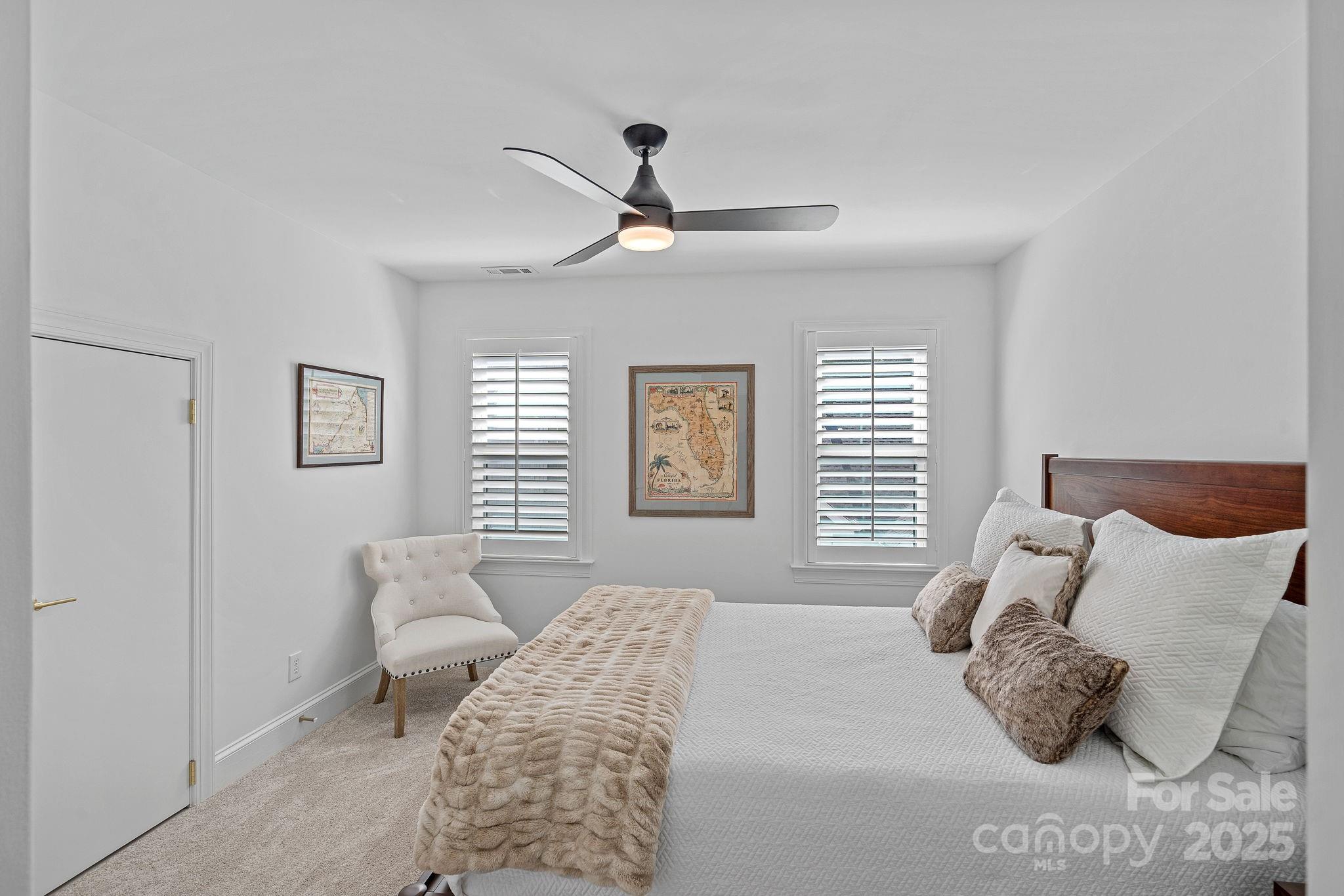 The Peninsula - Residential