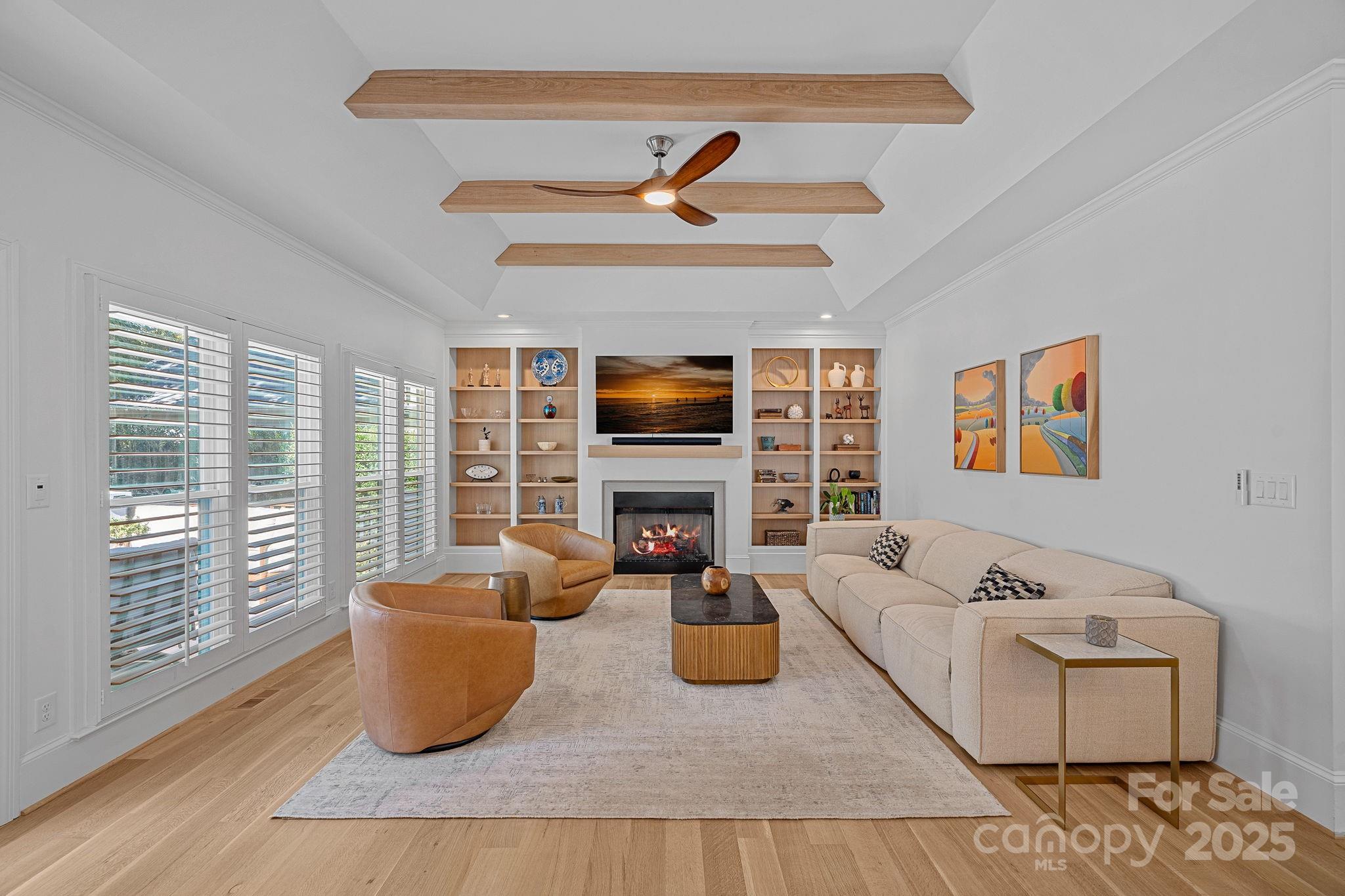 The Peninsula - Residential