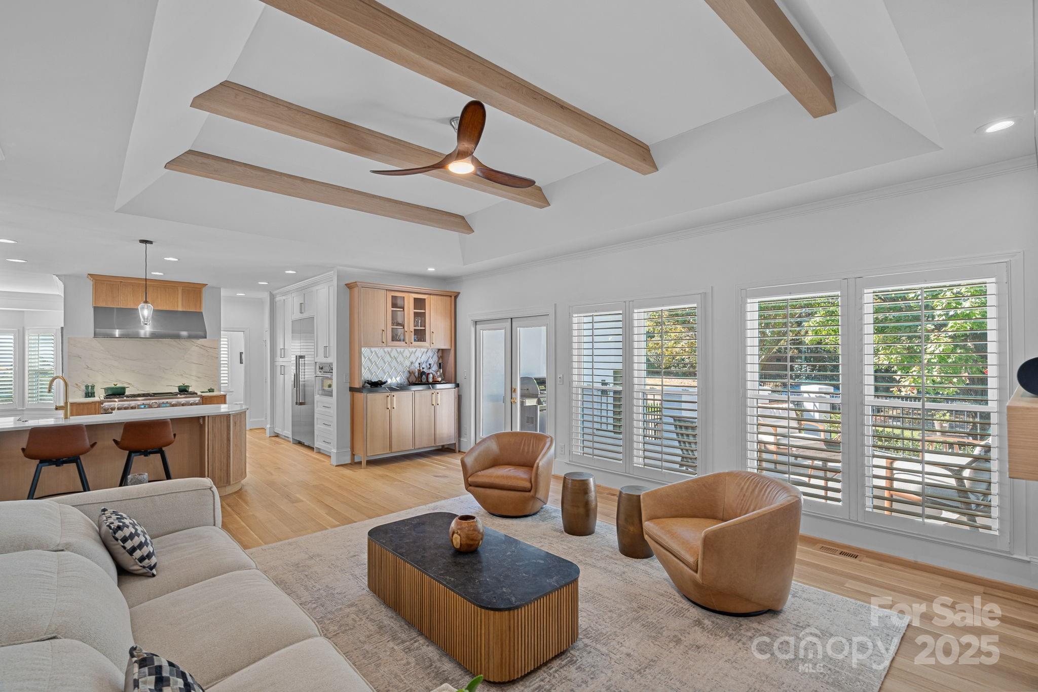 The Peninsula - Residential