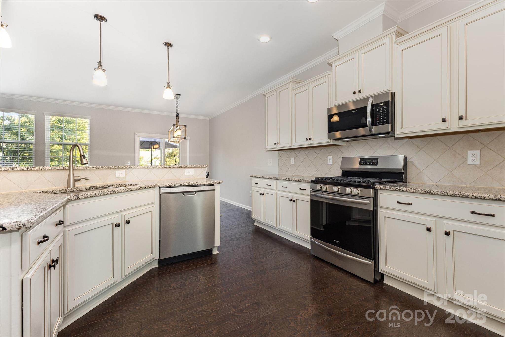 11610 Gilroy Lane