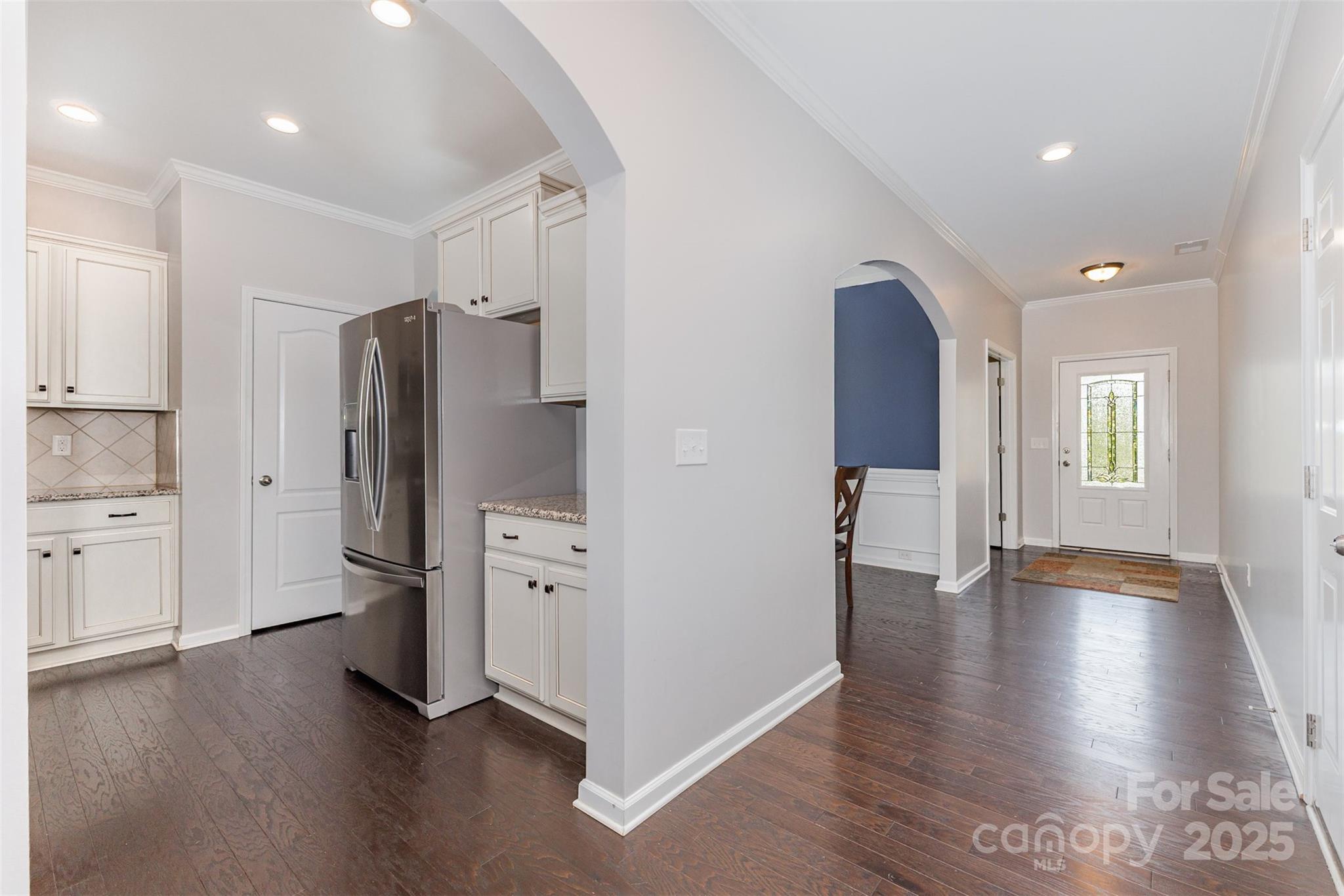 11610 Gilroy Lane