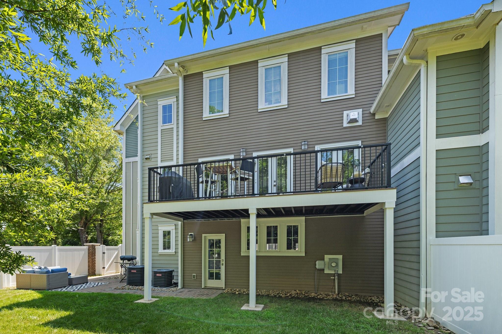 7919 Rea View Court