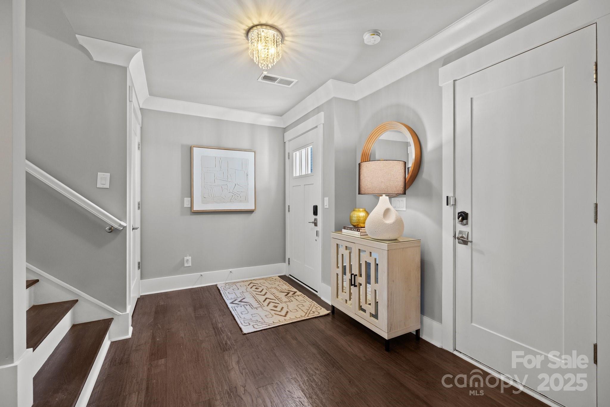 7919 Rea View Court