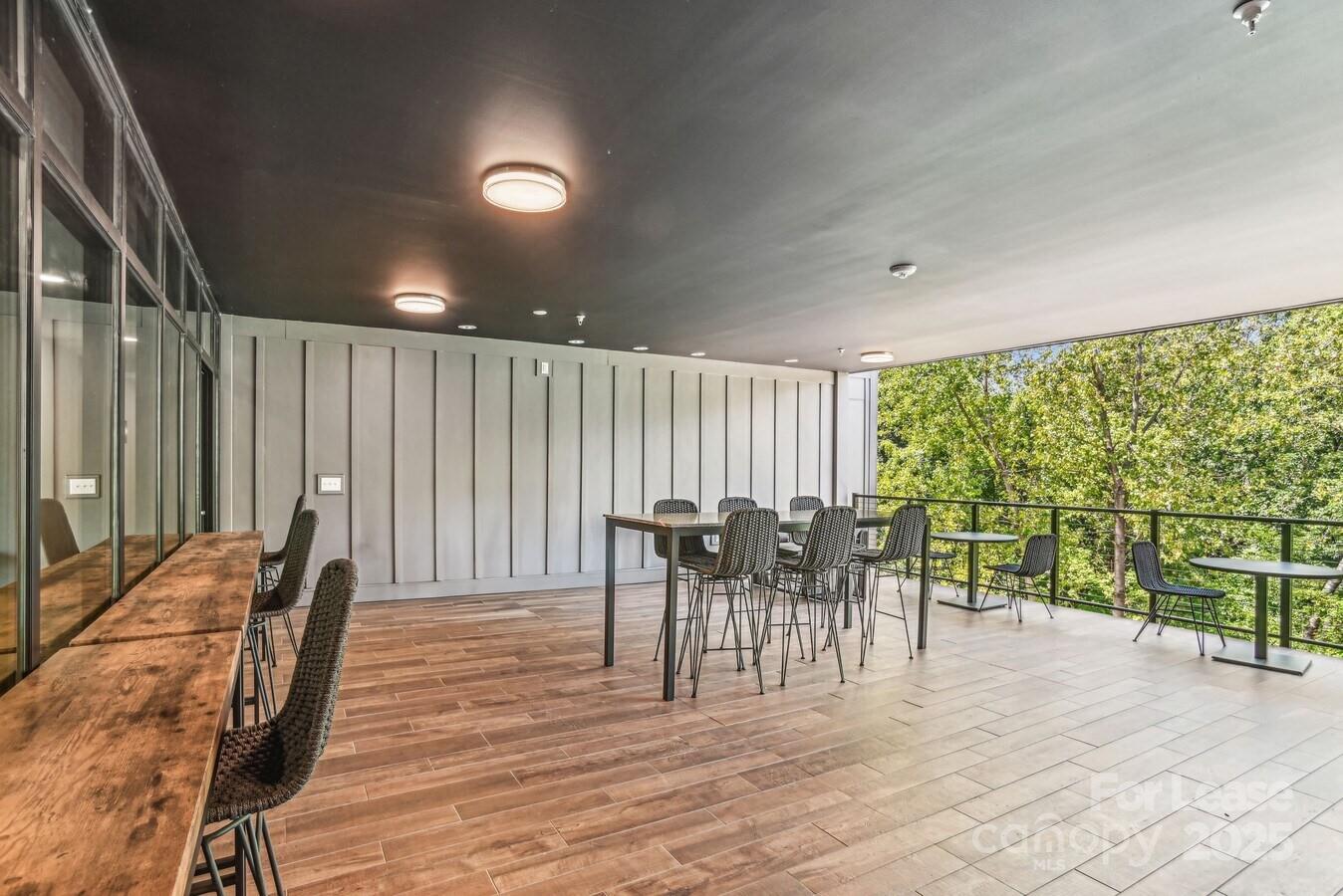 Charlotte, North Carolina 28206, United States, 1 Bedroom Bedrooms, ,1 BathroomBathrooms,Residential,Active,208376