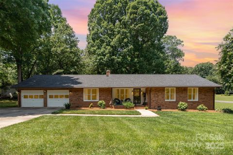 400 S Westover Drive Monroe NC 28112