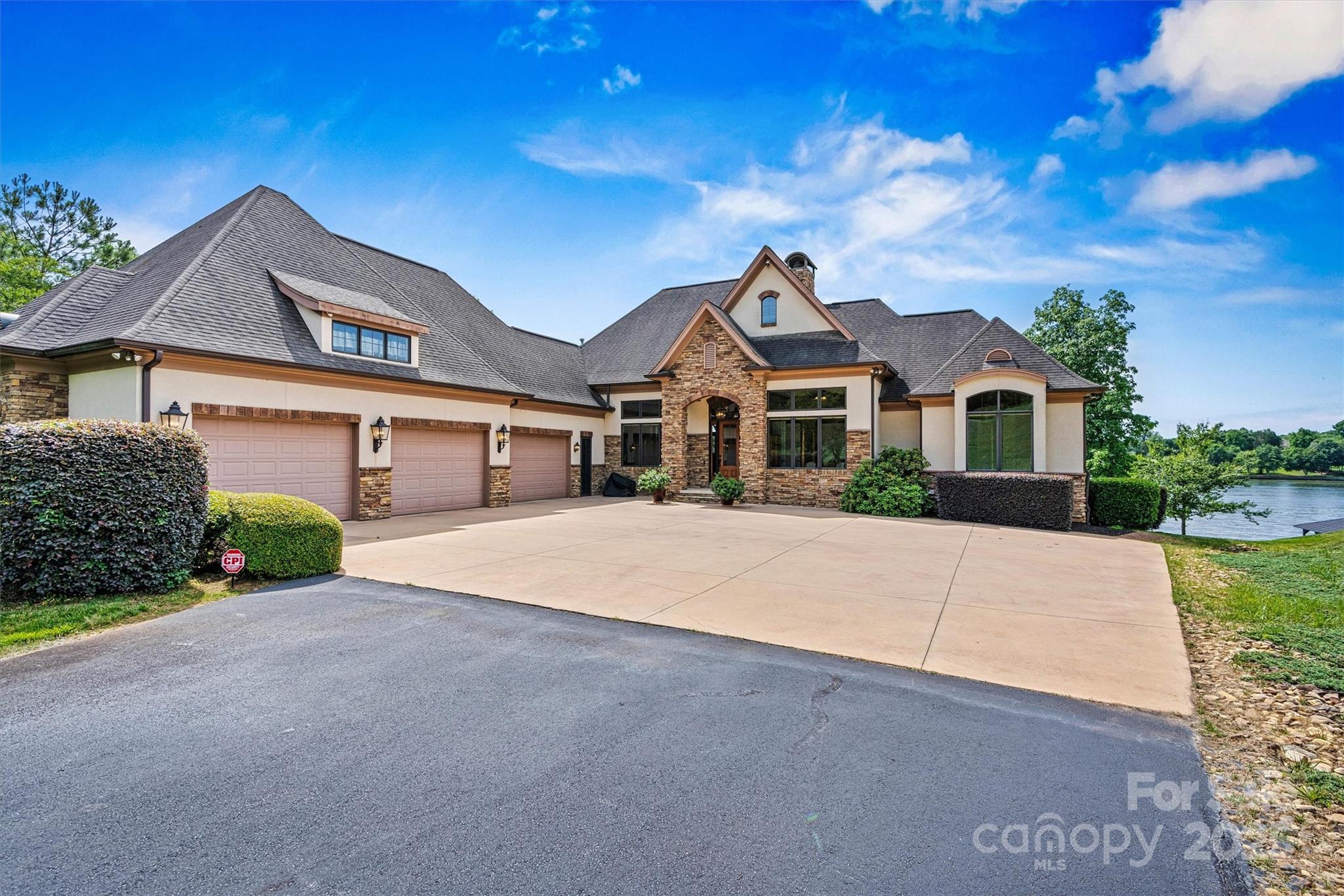 Plantation Pointe - Residential