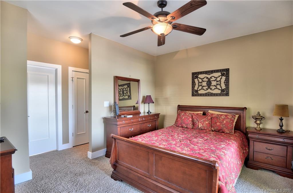 The Peninsula - Residential